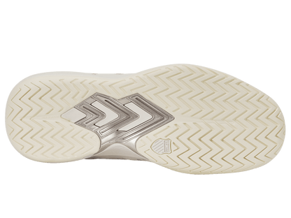 ULTRA COURT